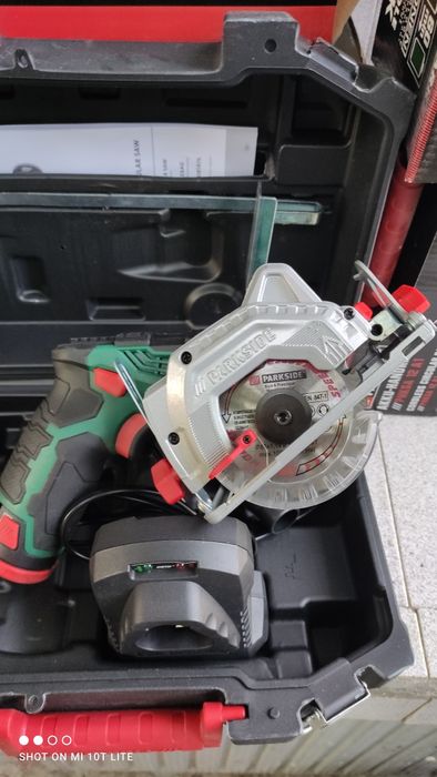 Акумулаторен циркуляр Парксайд Parkside
