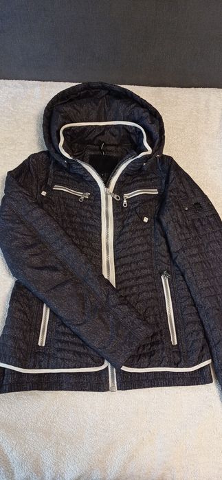 Куртка жилет  подростковая одежда для девочек.