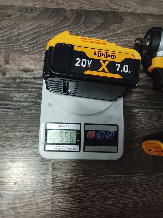 Baterie de 7 ah  pentru unelte dewalt