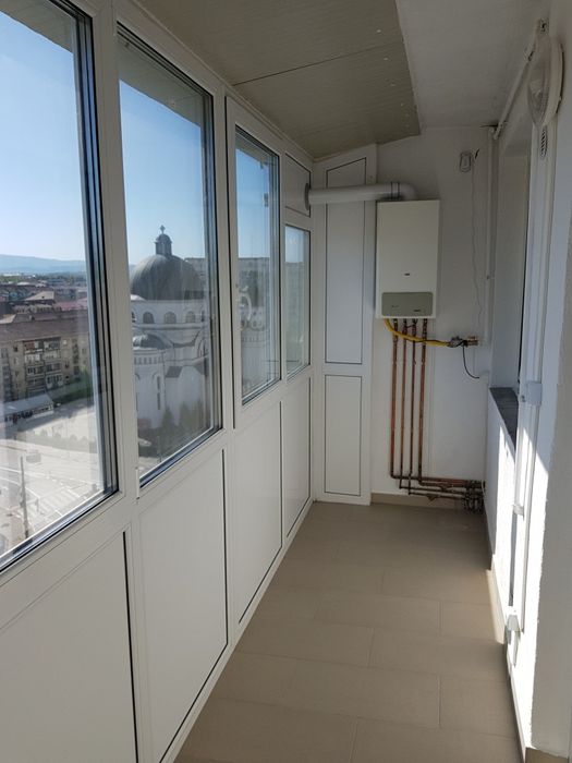 Vand apartament  zona Mihai Viteazul