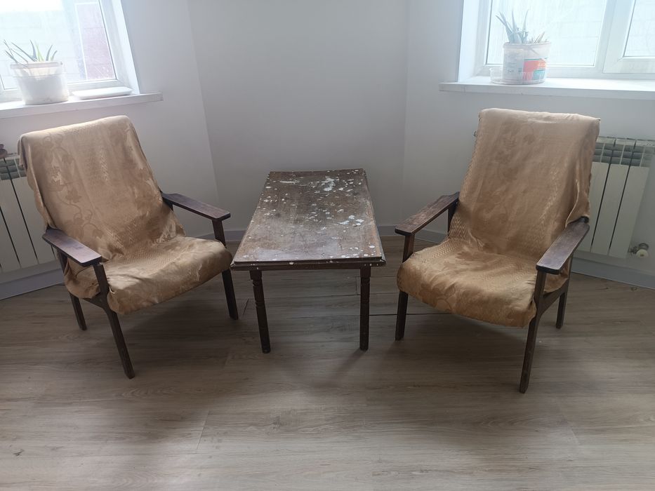 Раритетный мебель