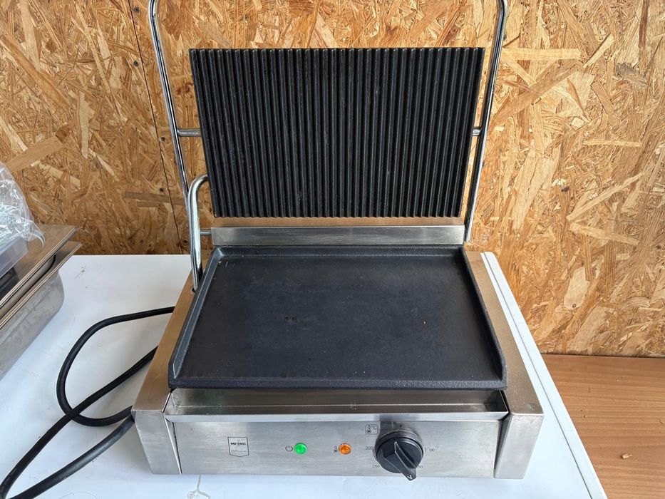 Grill electric profesional