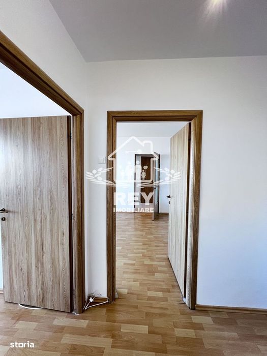 Apartament 2 camere,bloc cu lift, Str. Oștirii/Mihai Viteazul/N.Iorga