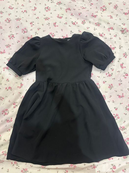 Платье черное повседневное