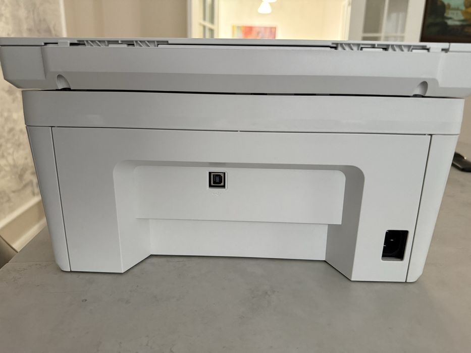 Продается Принтер hp