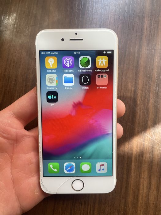 Iphone 6 срочно: 400 000 so’m