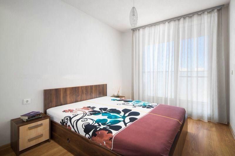 Дава се под наем Двустаен апартамент в София, Обеля - 70 кв.м за 547.23 € - Снимка #4