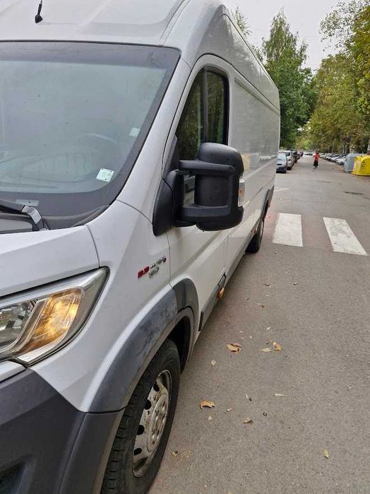 отдавам товарен бус