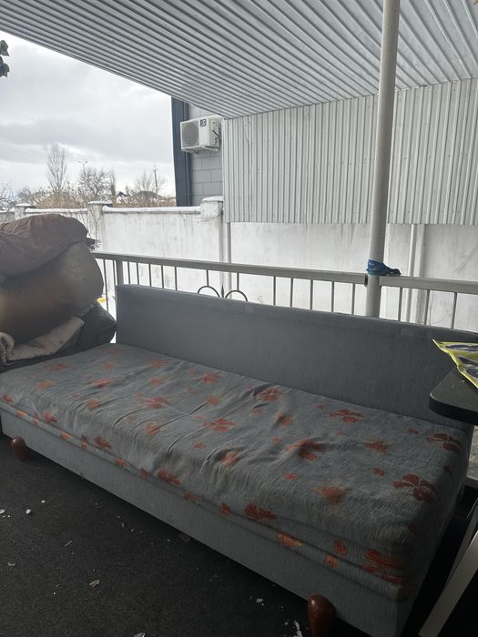 Продам диван самовывоз