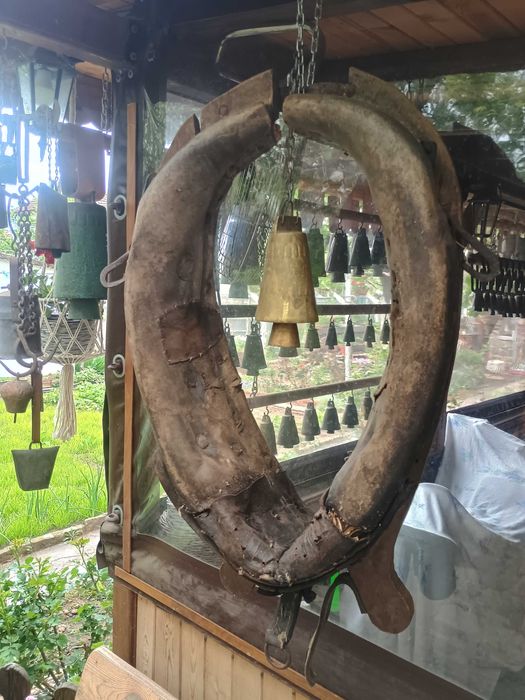 Битова украса - стар хамут