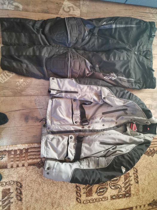 Каска,яке,ботуши