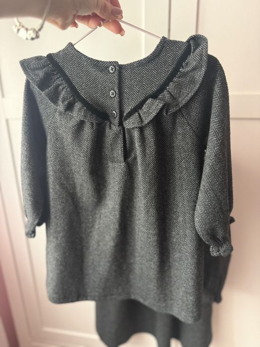 Две детски рокли 86 и 110 размер