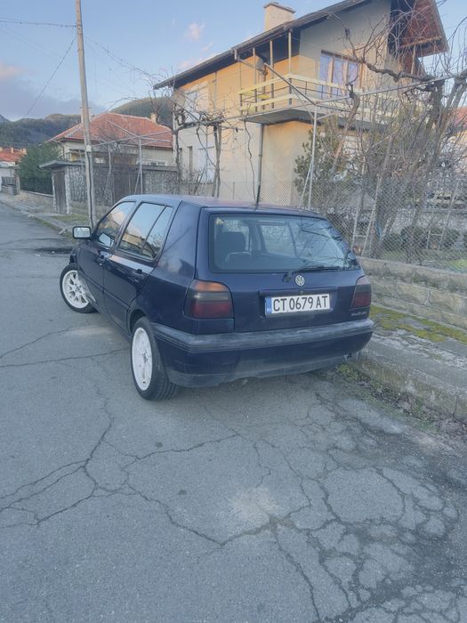 VW GOLF 3       1.8 / 90 к.с. Бензин - газ