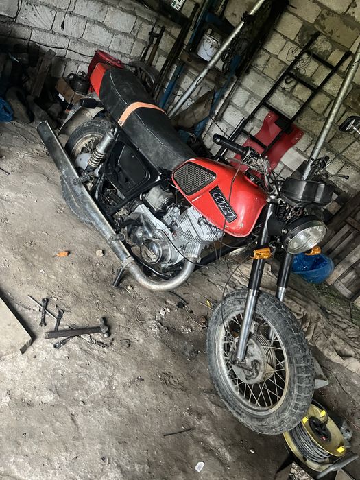 Продаж Иж планета 5