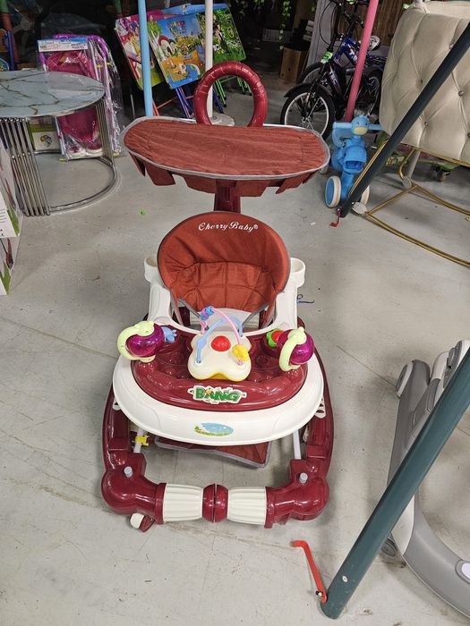 Детска Проходилка Люлка Музикална 2 в 1 Чисто нова