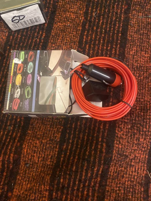 Лента для авто новая вашу машину дополнит красотой берите не пожалете