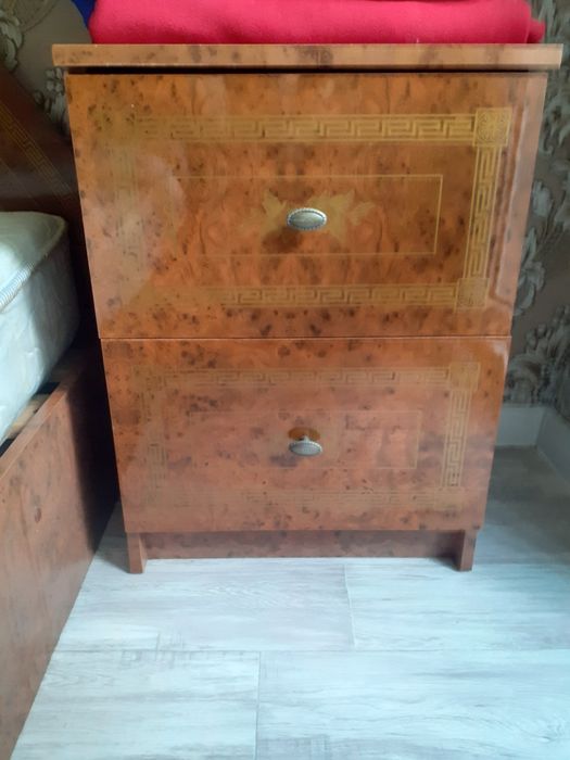 Гарнитур спальный