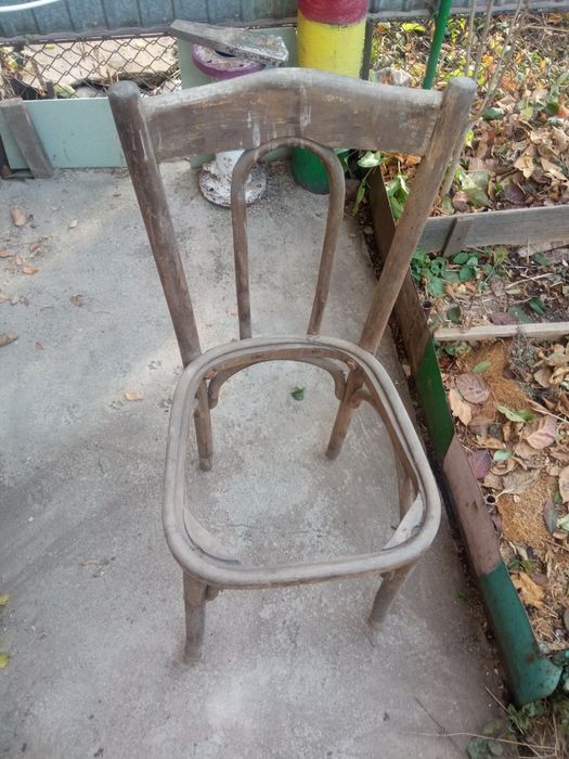 "Венский"старинный стул.