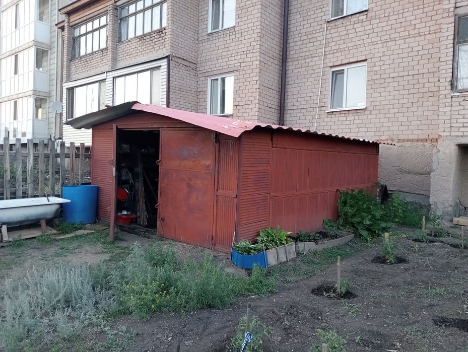 Продам гараж железный