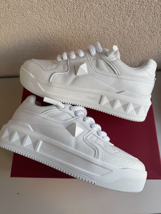 Valentino Garavani Sneakers - Бели