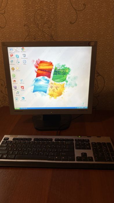 Монитор, клавиатура