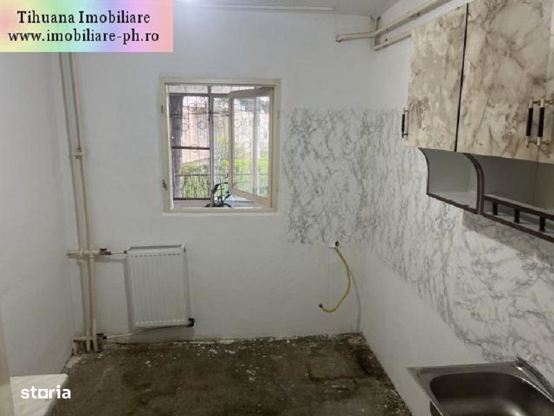 Apartament 3 camere de vanzare : 9 Mai-(Padina)
