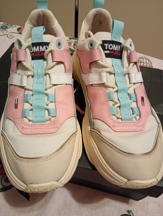 Pantofi sport Tommy Hilfiger nr.39