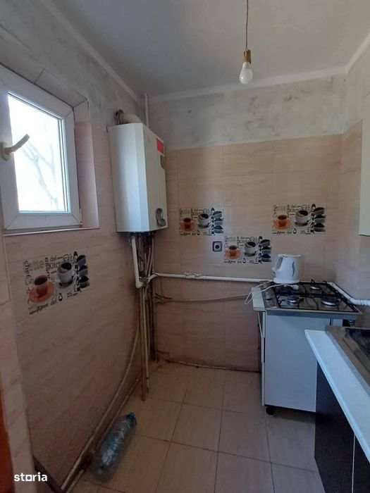 De vanzare apartament cu 2 camere, etajul 1, pret 29.000 euro
