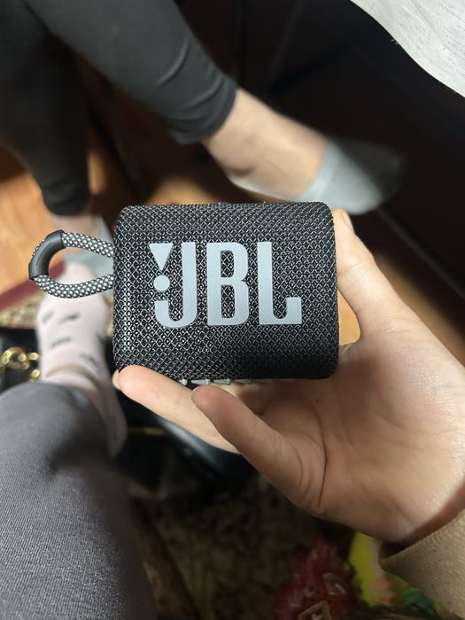 JBL колонка хорошая
