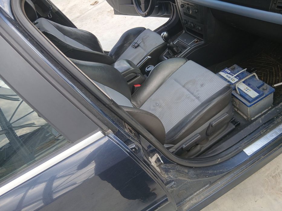 Cheder usa dreapta fata Opel Vectra C [Fabr 2003-2008] Berlina  OEM