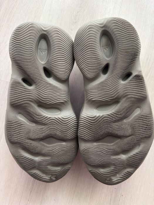 Yeezy Foam Runner Stone Salt US10
