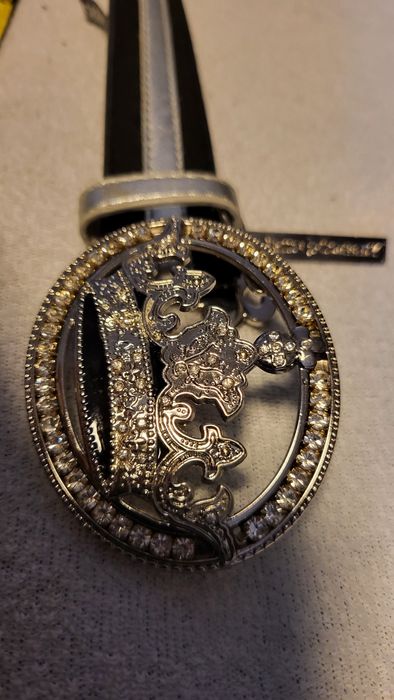 Различни дамски колани 5бр --може на едро-50лв