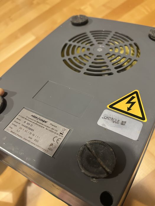 професионален кухненски робот Robot Coupe R301 D много добро състояние