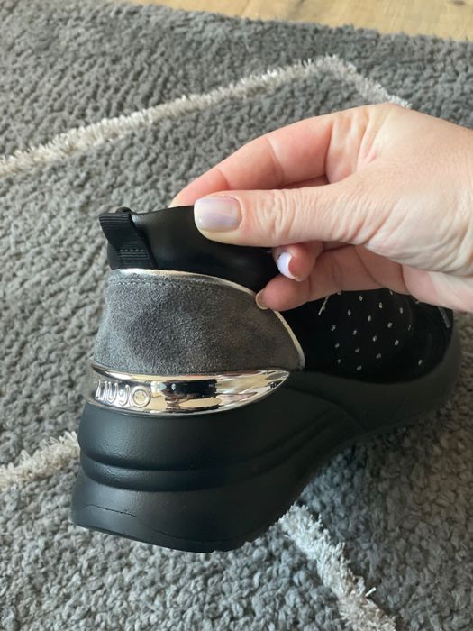 Дамски маратонки