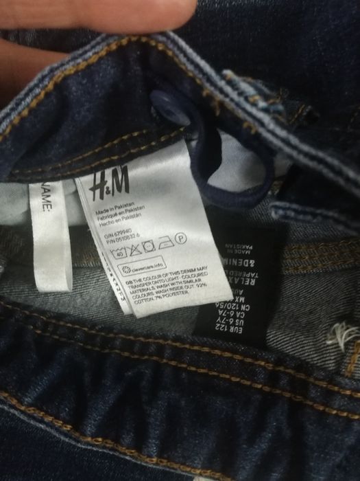 Продам детские  джинсы HM