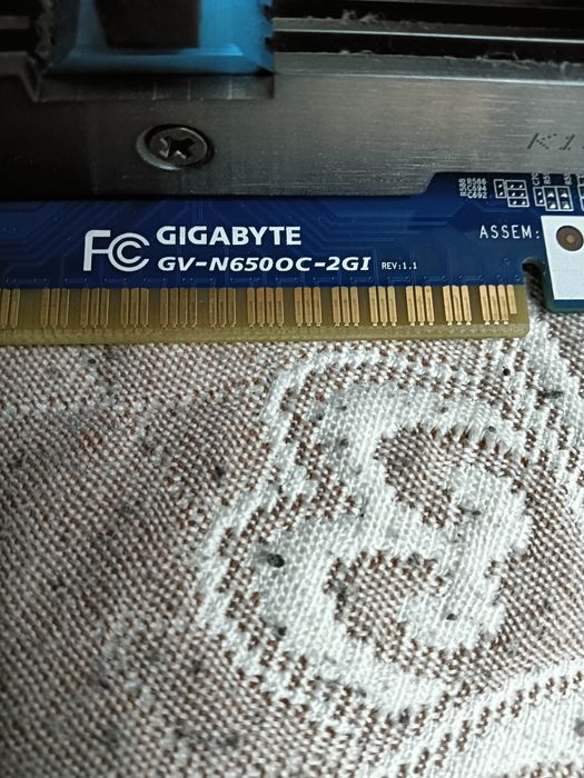 Продам Gtx 650 2 гигабайта