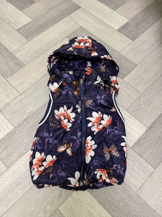 Продам дешево детские вещи