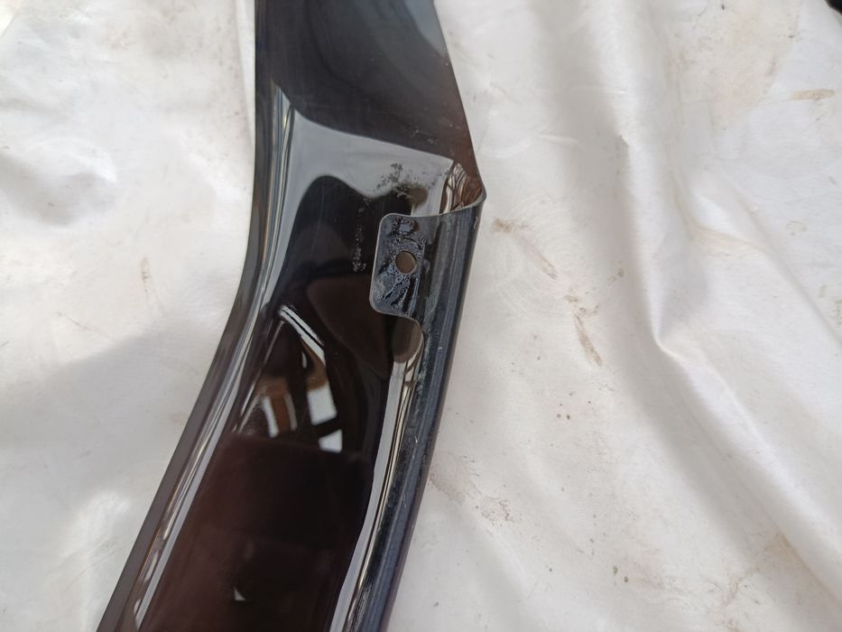 Продам мухобойка на хайлюкс