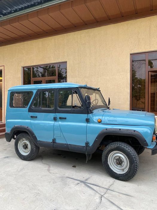 Uaz 4X4 mator karobka most 100% yaxshi