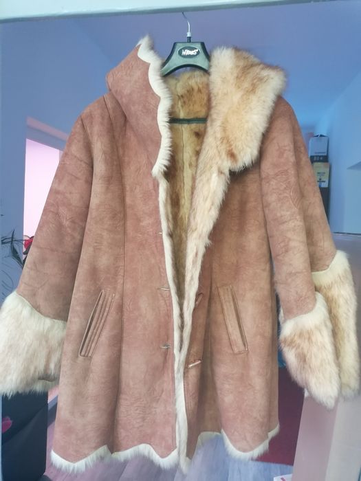 Haină de blană mărime 10