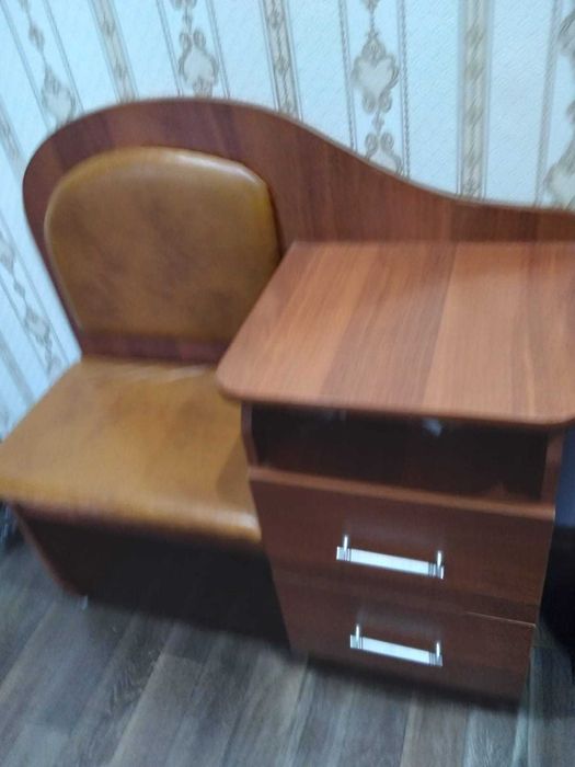 Продам тумбу б/у