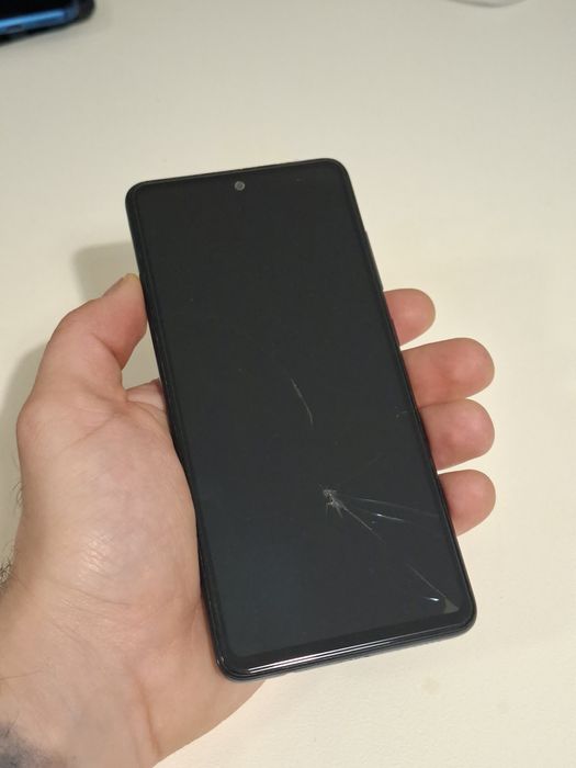 Telefon Samsung A51 128GB - Ecran fisurat