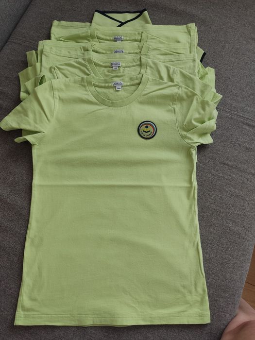 10 бр. тениски униформа 125 СУ "Боян Пенев", 146