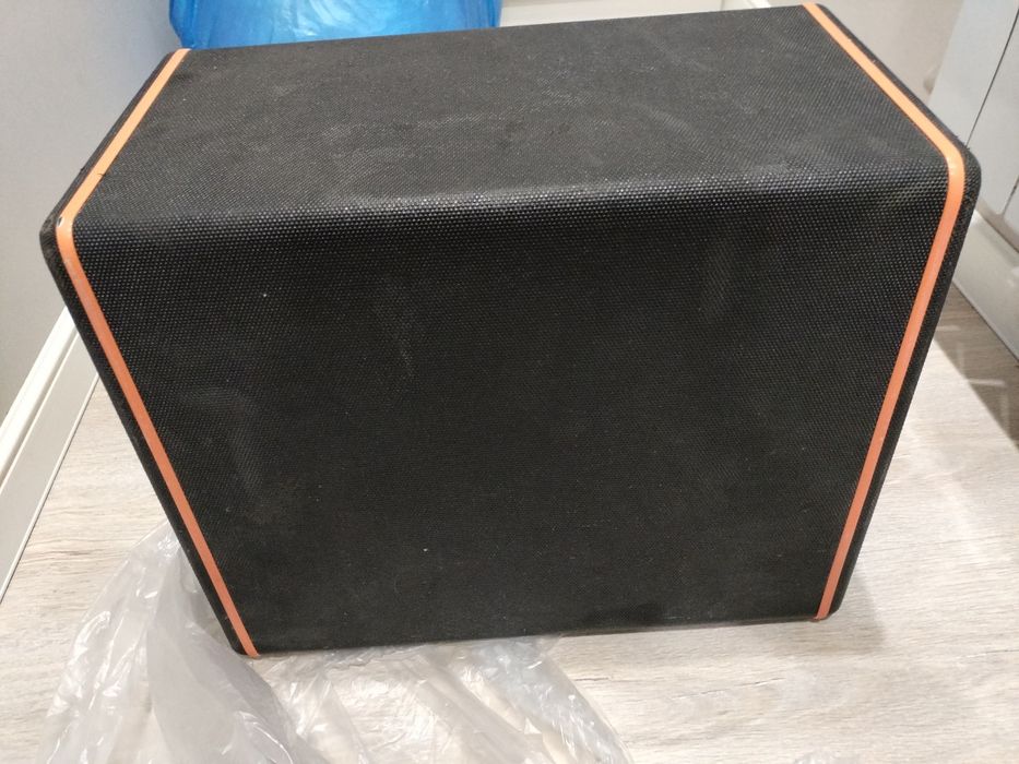 Продам Сабвуфер.