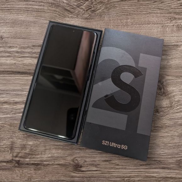 S21 plus Samsung