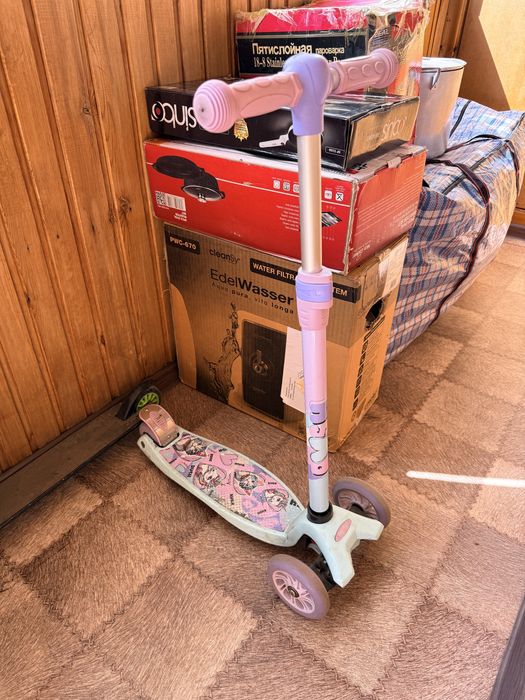 Продам детские самокаты