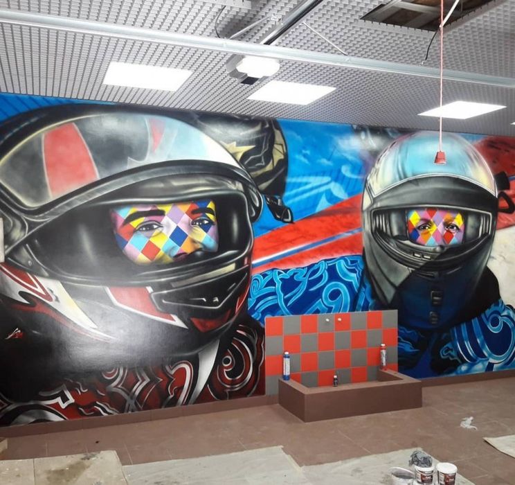 Художник.Расссом.Rassom.Devorga rasm chizish.Художник роспись стень.