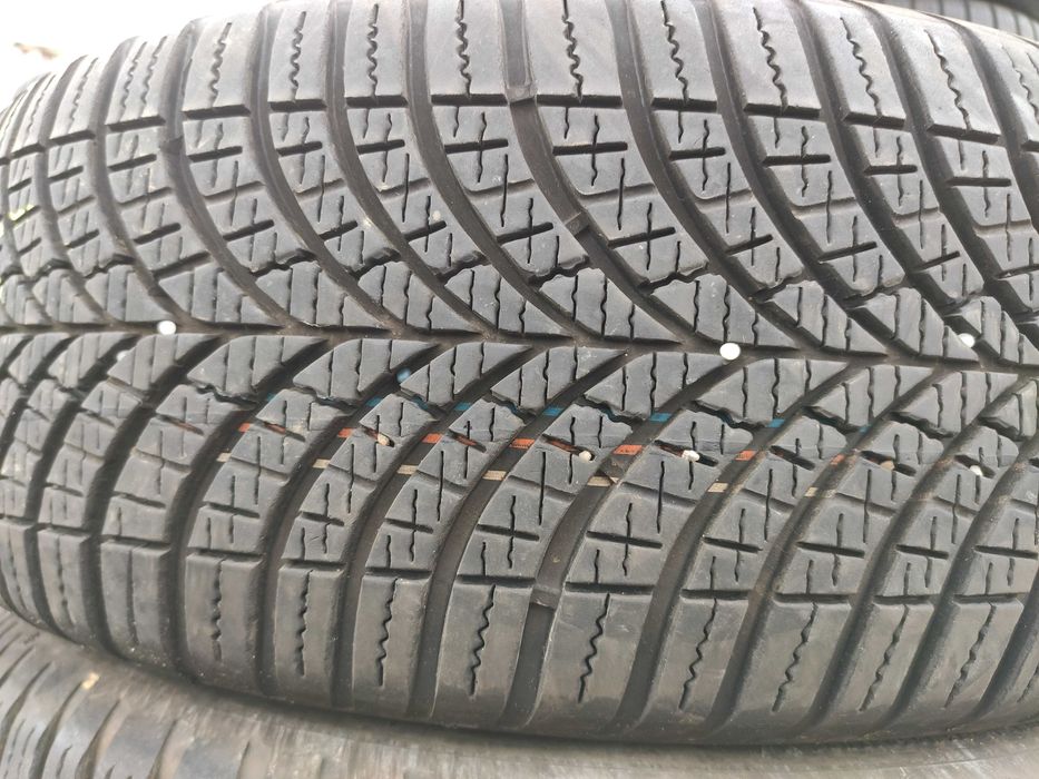 2бр Всесезонни гуми 195 55 16 - Goodyear - DOT 2025