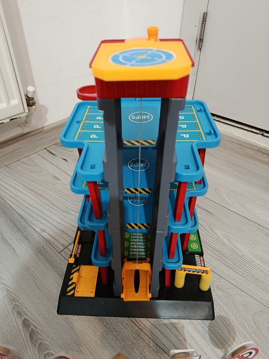 Parcare jucărie semne de circulație traseu pentru băieți