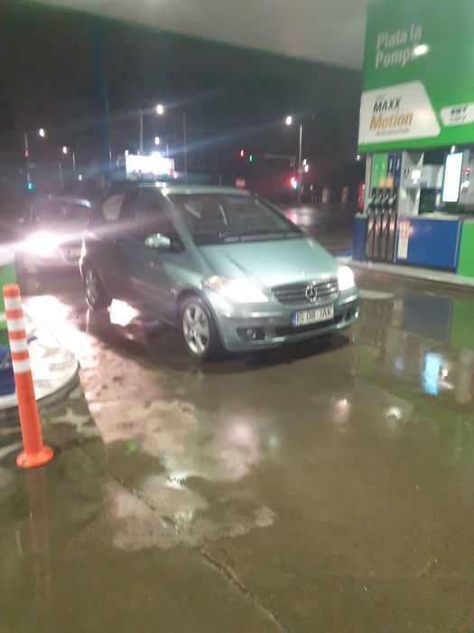Vând Mercedes A class  200 cdi